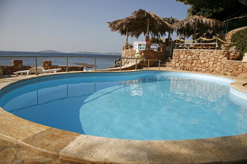 Wine Resort Adriatic Mikulic Orebić Esterno foto