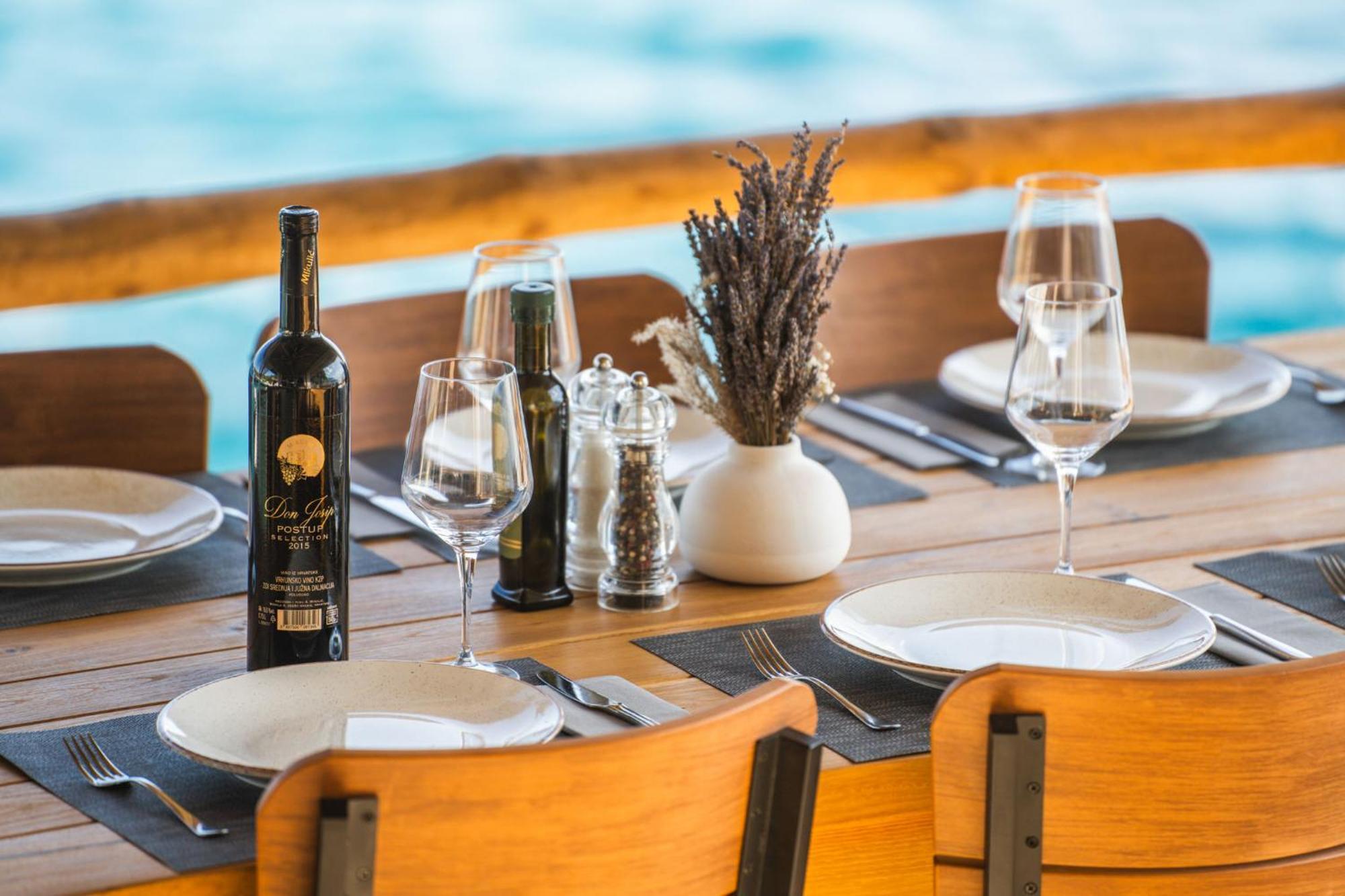 Wine Resort Adriatic Mikulic Orebić Esterno foto